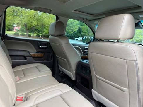 Used 2018 GMC Sierra 1500 SLT AWD/4WD image 19