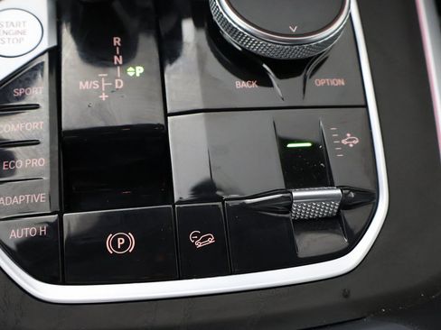 Used 2022 BMW X7 M50i image 62