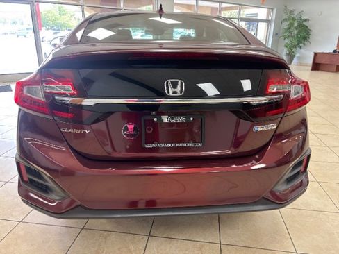 Used 2018 Honda Clarity Plug-In Hybrid image 6