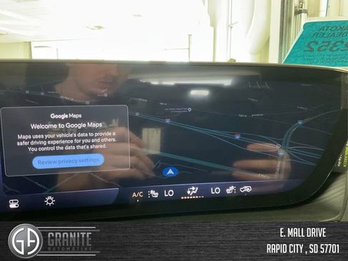 New 2025 Buick Envision Sport Touring image 24