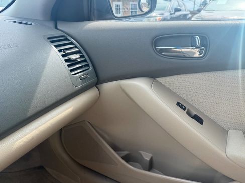Used 2012 Nissan Altima 2.5 S FWD image 20