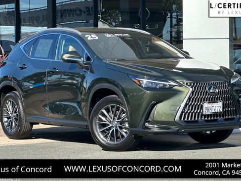 Used 2025 Lexus NX 250 FWD w/ Accessory Package (2T) image 1