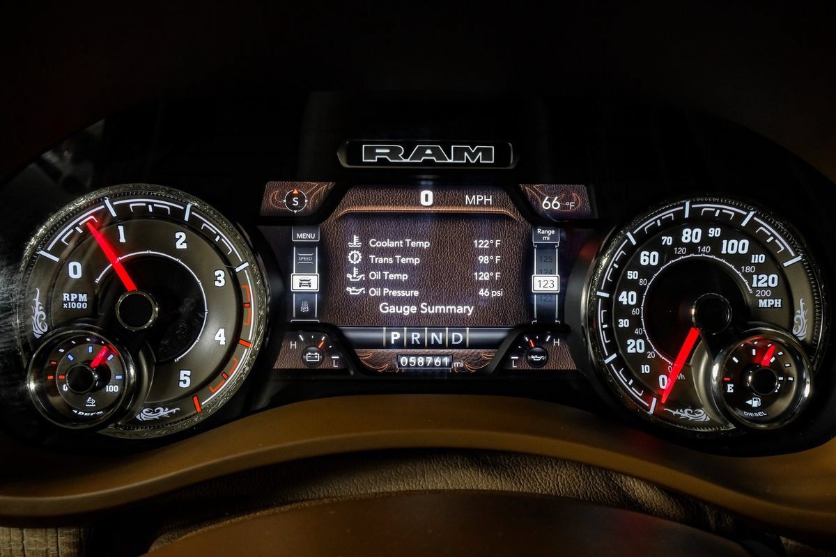 Used 2022 RAM 3500 Limited AWD/4WD image 19