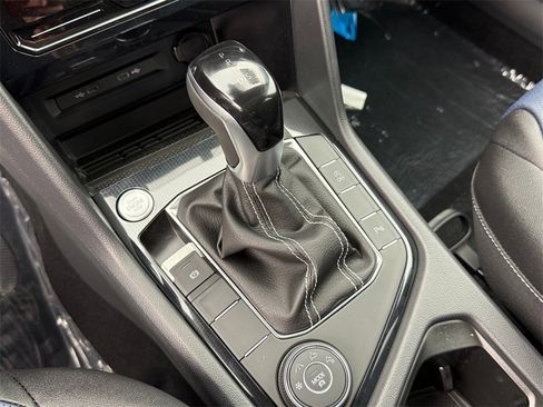 New 2026 Volkswagen Taos SEL image 14