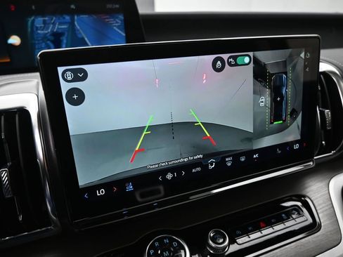 New 2026 Ford Expedition Max Platinum w/ Driver's Package image 15