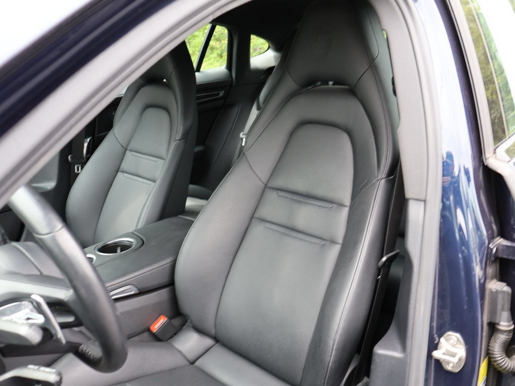 Certified 2023 Porsche Panamera 4 Platinum Edition AWD/4WD image 5