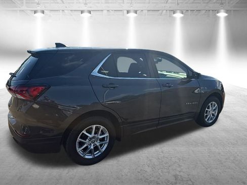 Used 2023 Chevrolet Equinox LT w/ Driver Convenience Package image 10