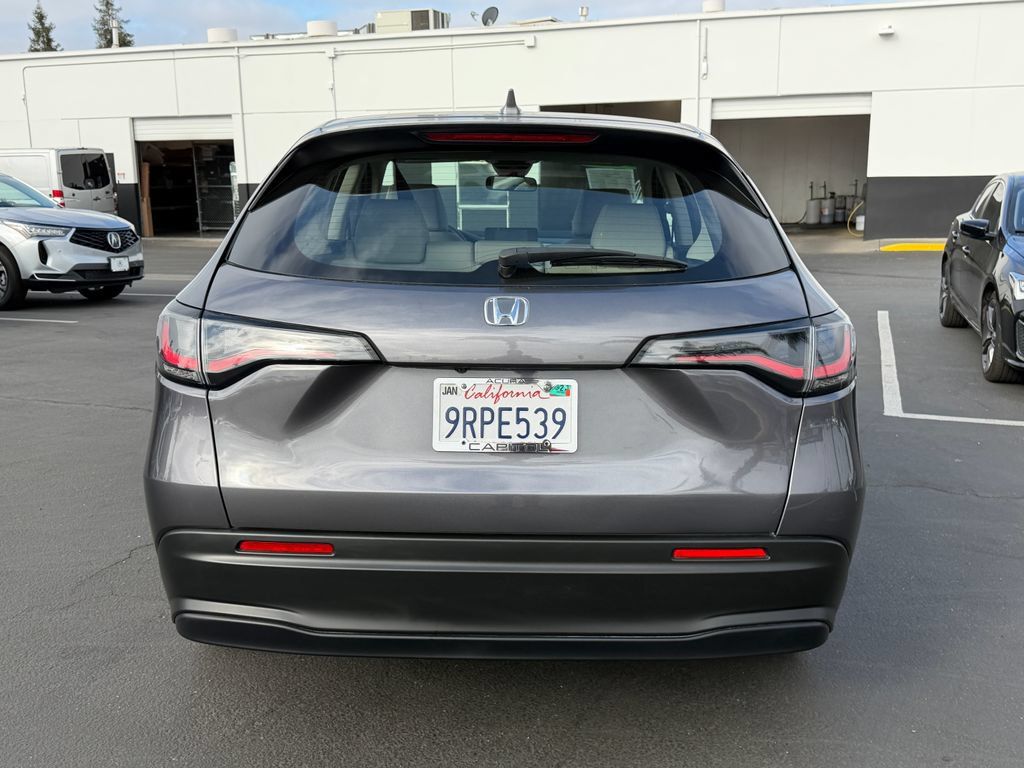Used 2025 Honda HR-V LX image 10