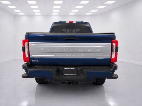 Used 2024 Ford F350 Platinum AWD/4WD image 10