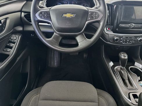 Used 2020 Chevrolet Traverse LS w/ LPO, Blackout Package FWD image 23