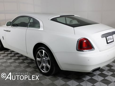 Used 2016 Rolls-Royce Wraith image 7