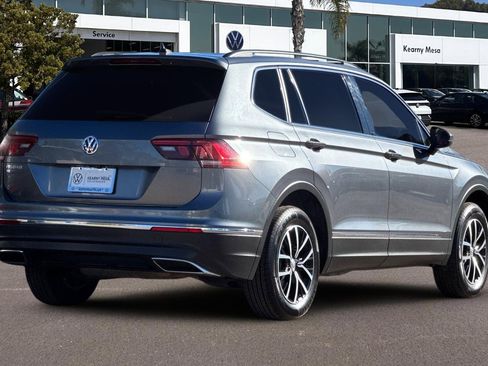 Used 2021 Volkswagen Tiguan SE image 4