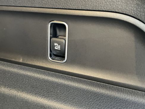 Certified 2022 Mercedes-Benz GLE 450 4MATIC image 11