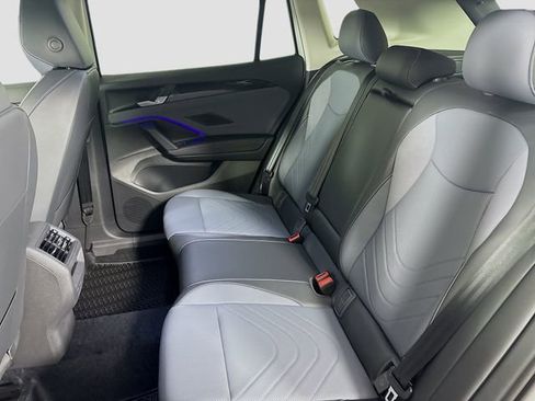 New 2026 Volkswagen Tiguan SE image 24