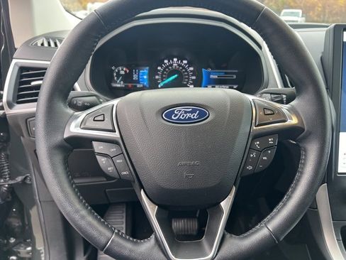 Used 2022 Ford Edge SEL w/ Convenience Package image 26