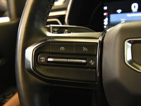 Used 2023 GMC Canyon AT4 w/ AT4 Premium Package image 27