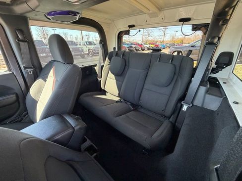 Used 2020 Jeep Wrangler Sport image 18