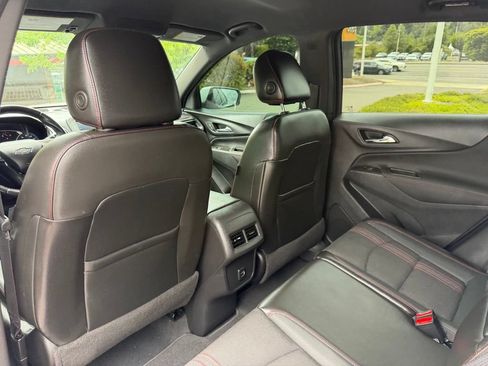 Used 2022 Chevrolet Equinox RS FWD image 30