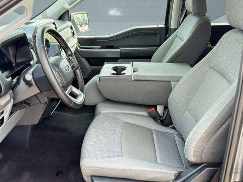 Used 2025 Ford F150 XLT w/ Equipment Group 301A Standard image 5
