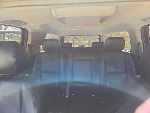 Used 2012 GMC Yukon XL SLT w/ SLT-2 Equipment Package image 47