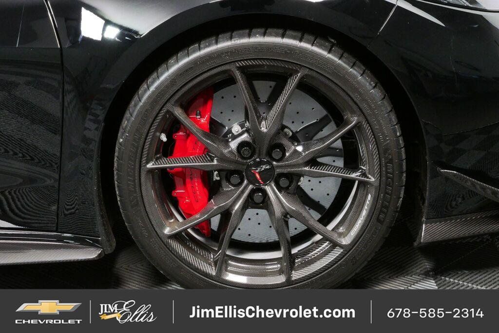 Used 2027 Chevrolet Corvette ZR1 w/ ZR1 Carbon Fiber Aero Package RWD image 38