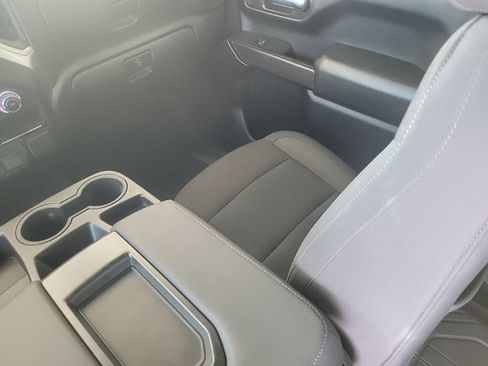 Used 2025 Chevrolet Silverado 1500 Custom AWD/4WD image 19