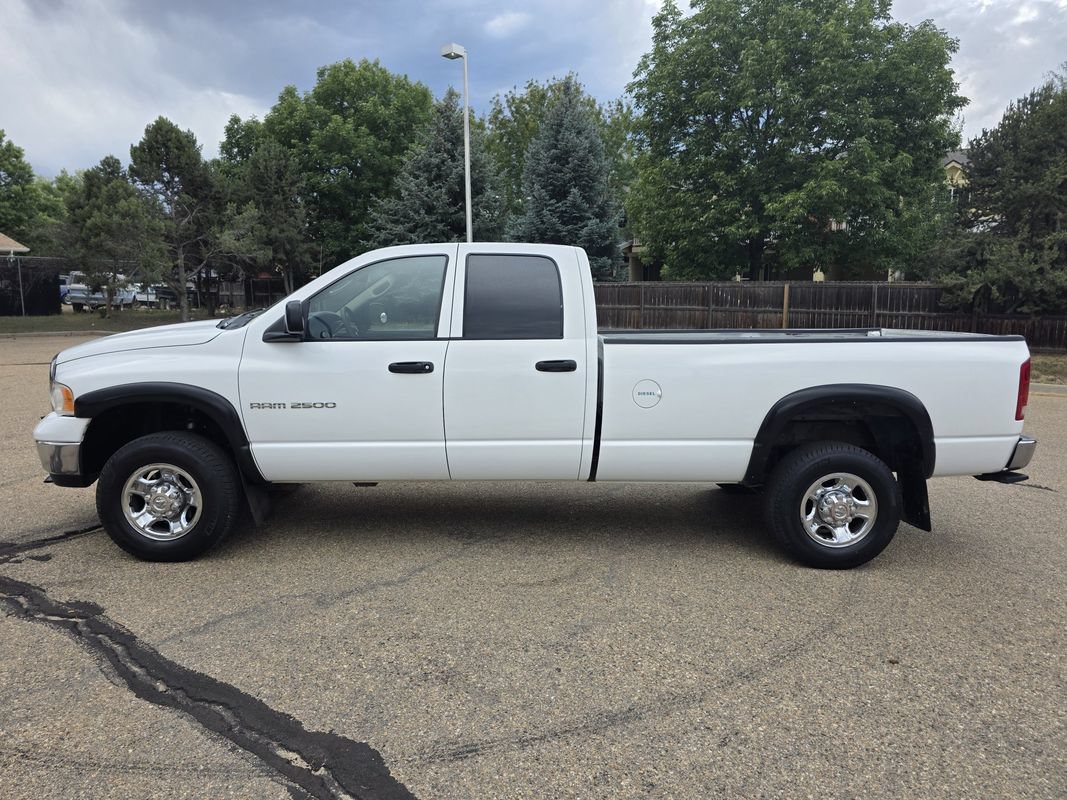 Used 2005 Dodge Ram 2500 Truck SLT w/ Trailer Tow Group AWD/4WD image 2