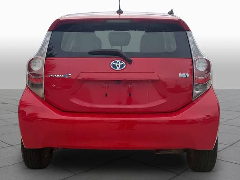 Used 2013 Toyota Prius C Three FWD image 4