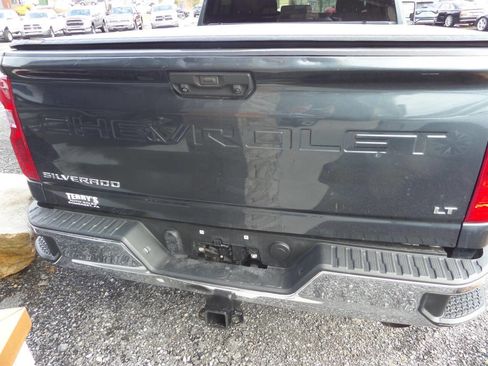 Used 2020 Chevrolet Silverado 2500 LT w/ Advanced Trailering Package image 5