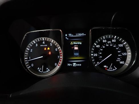 Used 2017 Nissan Titan Platinum Reserve RWD image 27