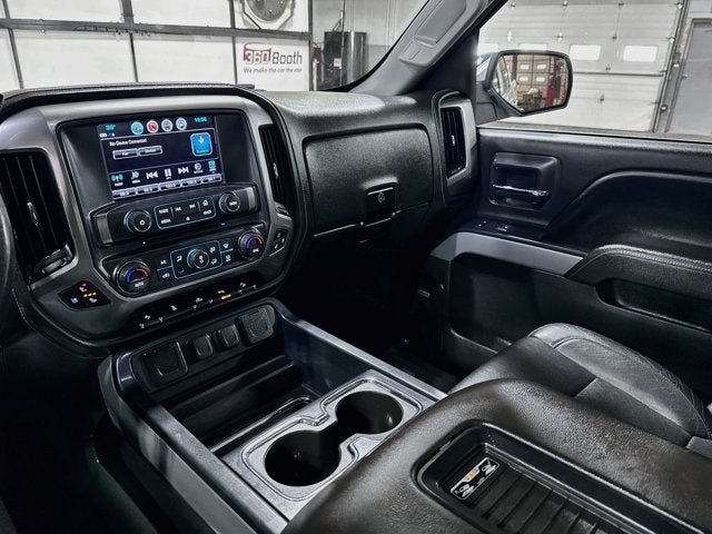 Used 2017 Chevrolet Silverado 1500 LTZ Z71 w/ LTZ Plus Package AWD/4WD image 18