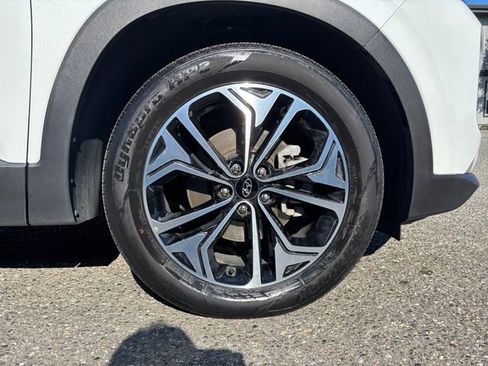 Used 2020 Hyundai Santa Fe Limited AWD/4WD image 27