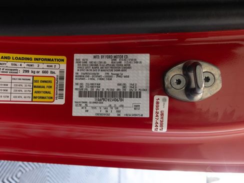 Used 2025 Ford Mustang GT RWD image 34