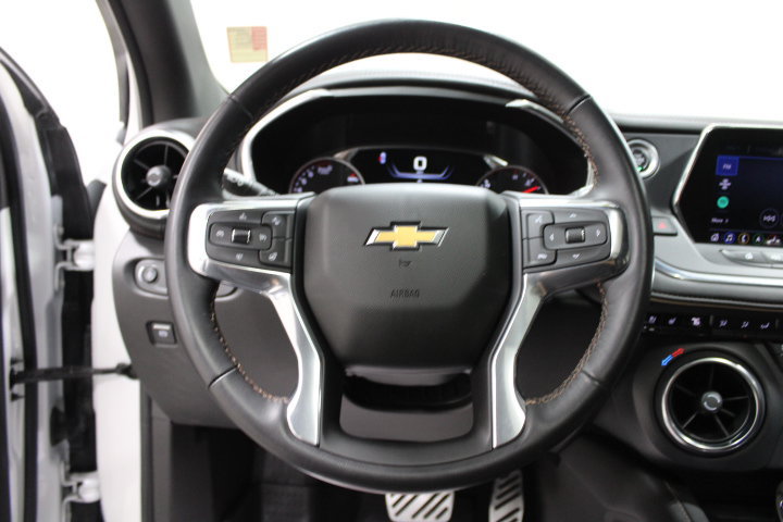 Used 2022 Chevrolet Blazer Premier w/ Enhanced Convenience Package AWD/4WD image 38