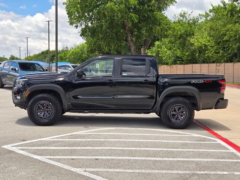 Used 2026 Nissan Frontier PRO-4X AWD/4WD image 6