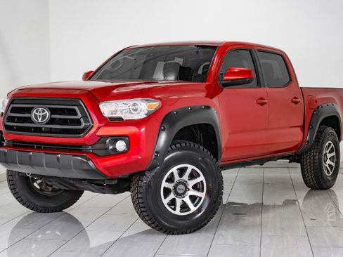 Used 2021 Toyota Tacoma SR5 image 4
