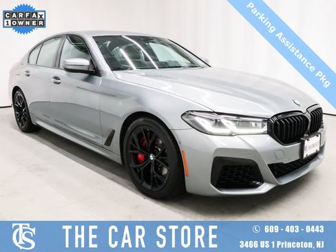 Used 2023 BMW M550i xDrive w/ Parking Assistance Package image 1