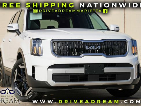 Used 2025 Kia Telluride EX w/ EX Captain's Chair Package AWD/4WD image 2