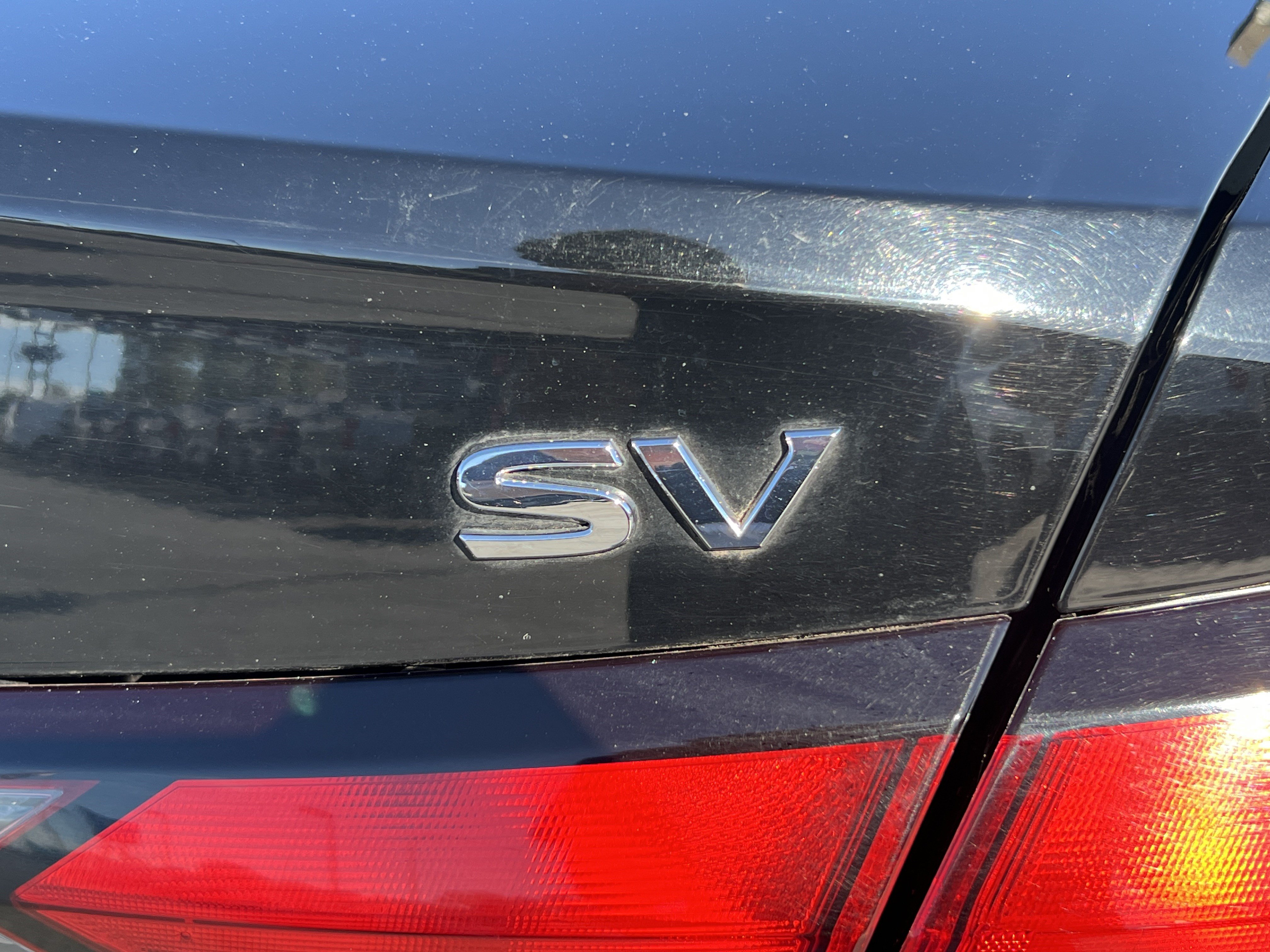Used 2021 Nissan Versa SV FWD image 10