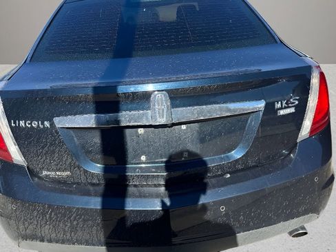 Used 2009 Lincoln MKS AWD image 21