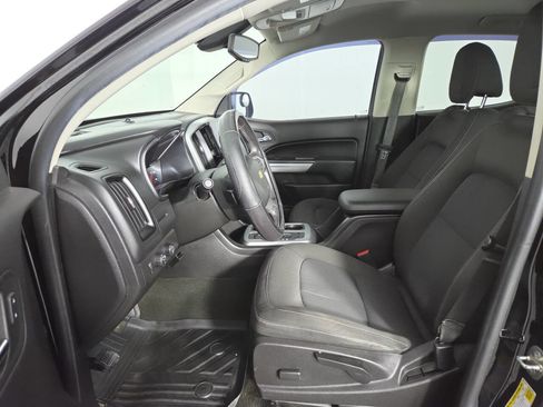 Used 2016 Chevrolet Colorado LT w/ Midnight Edition AWD/4WD image 18