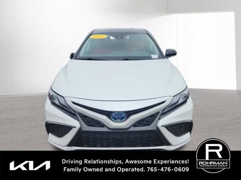 Used 2022 Toyota Camry XSE w/ Protection Package (Q2) (TMS) FWD image 2