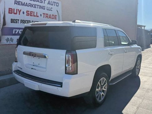 Used 2017 GMC Yukon Denali RWD image 3