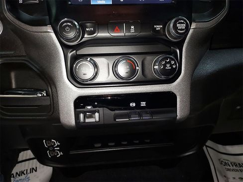 Used 2024 RAM 3500 Tradesman w/ Chrome Appearance Group image 24