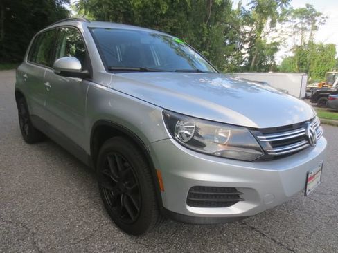 Used 2015 Volkswagen Tiguan S FWD image 2