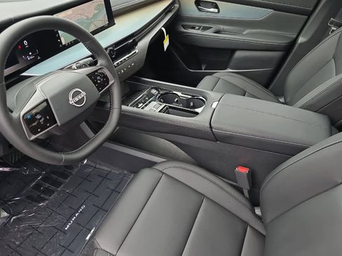 New 2025 Nissan Murano SL image 11