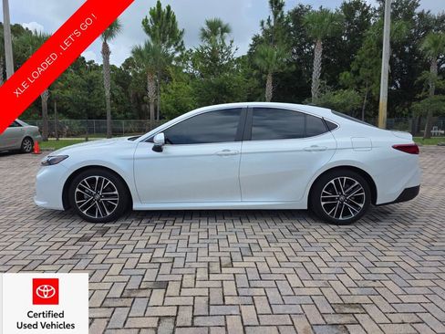 Certified 2025 Toyota Camry XLE FWD image 8
