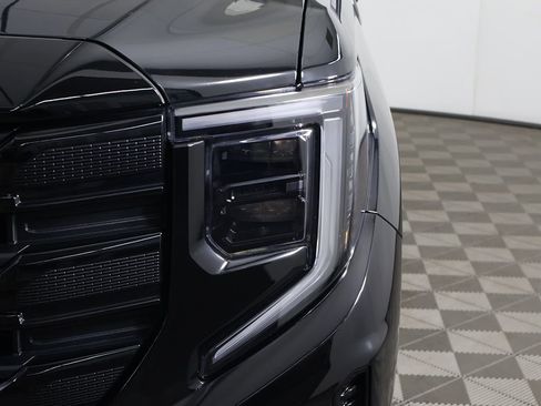Used 2024 GMC Sierra 1500 Elevation AWD/4WD image 14