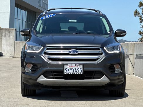 Used 2017 Ford Escape Titanium AWD/4WD image 9