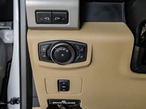 Used 2019 Ford F450 Lariat w/ Lariat Value Package AWD/4WD image 27